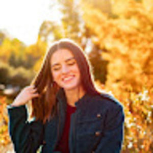 Meet your Posher, Evelyn